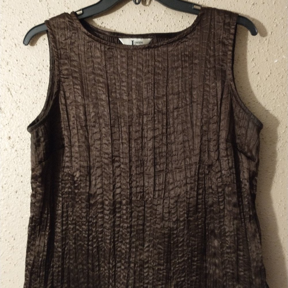 TANK TOP BROWN BLOUSE